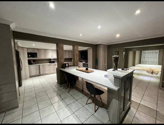 4 BEDROOM PROPERTY TO RENT IN DALVIEW